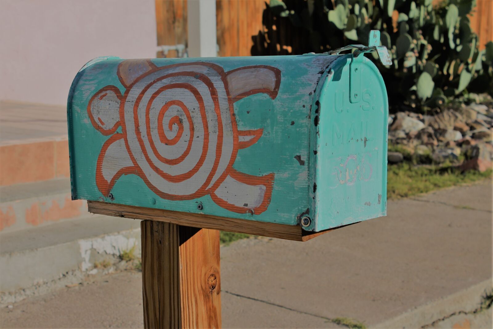 Canon EOS 1100D (EOS Rebel T3 / EOS Kiss X50) sample photo. Mailbox, vintage, mail photography