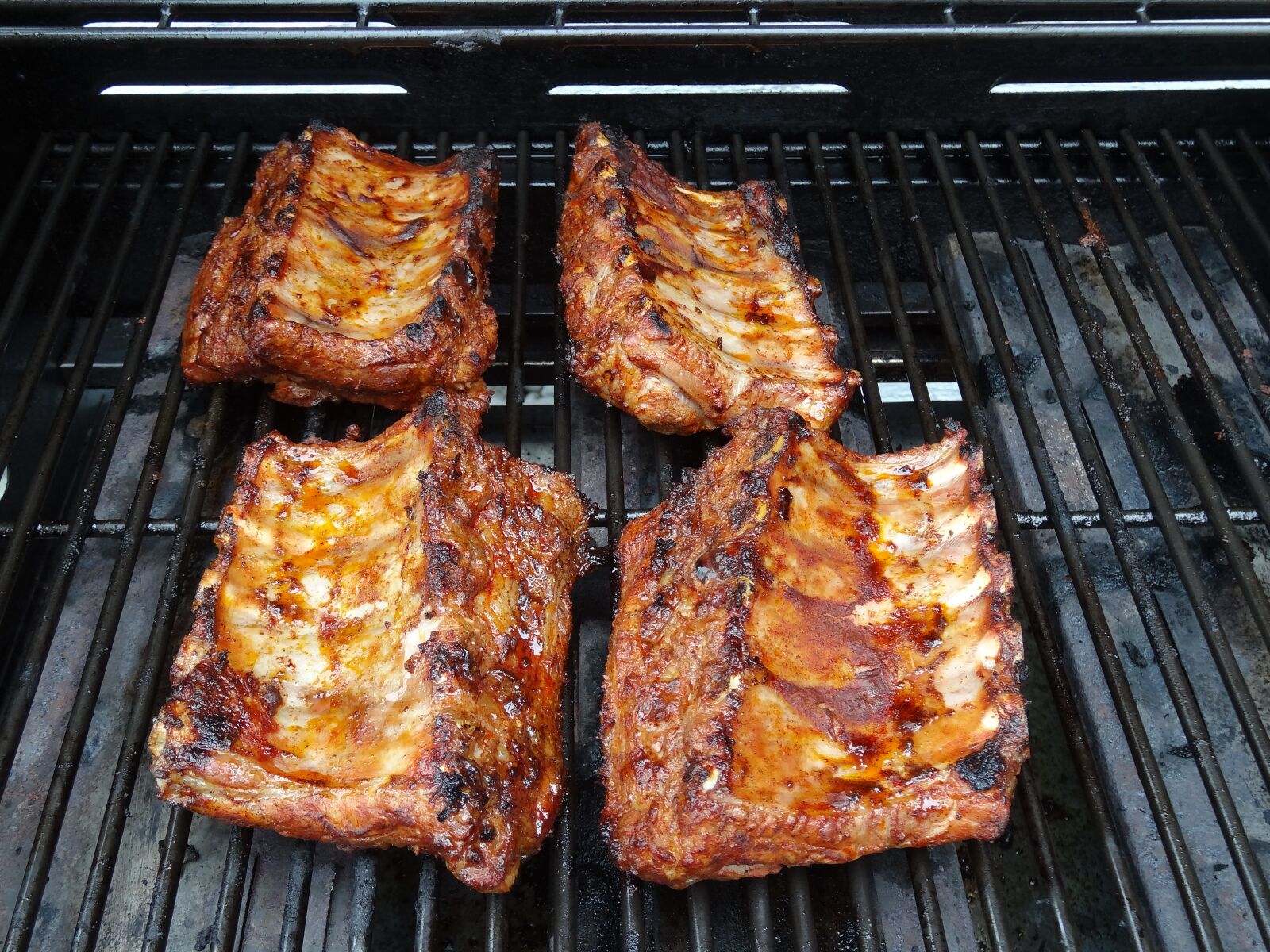 Sony Cyber-shot DSC-HX20V sample photo. Spare ribs, grill, meat photography