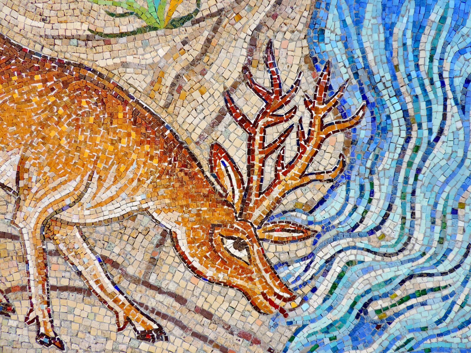 Nikon Coolpix P520 sample photo. Animal, deer, art, mosaic photography
