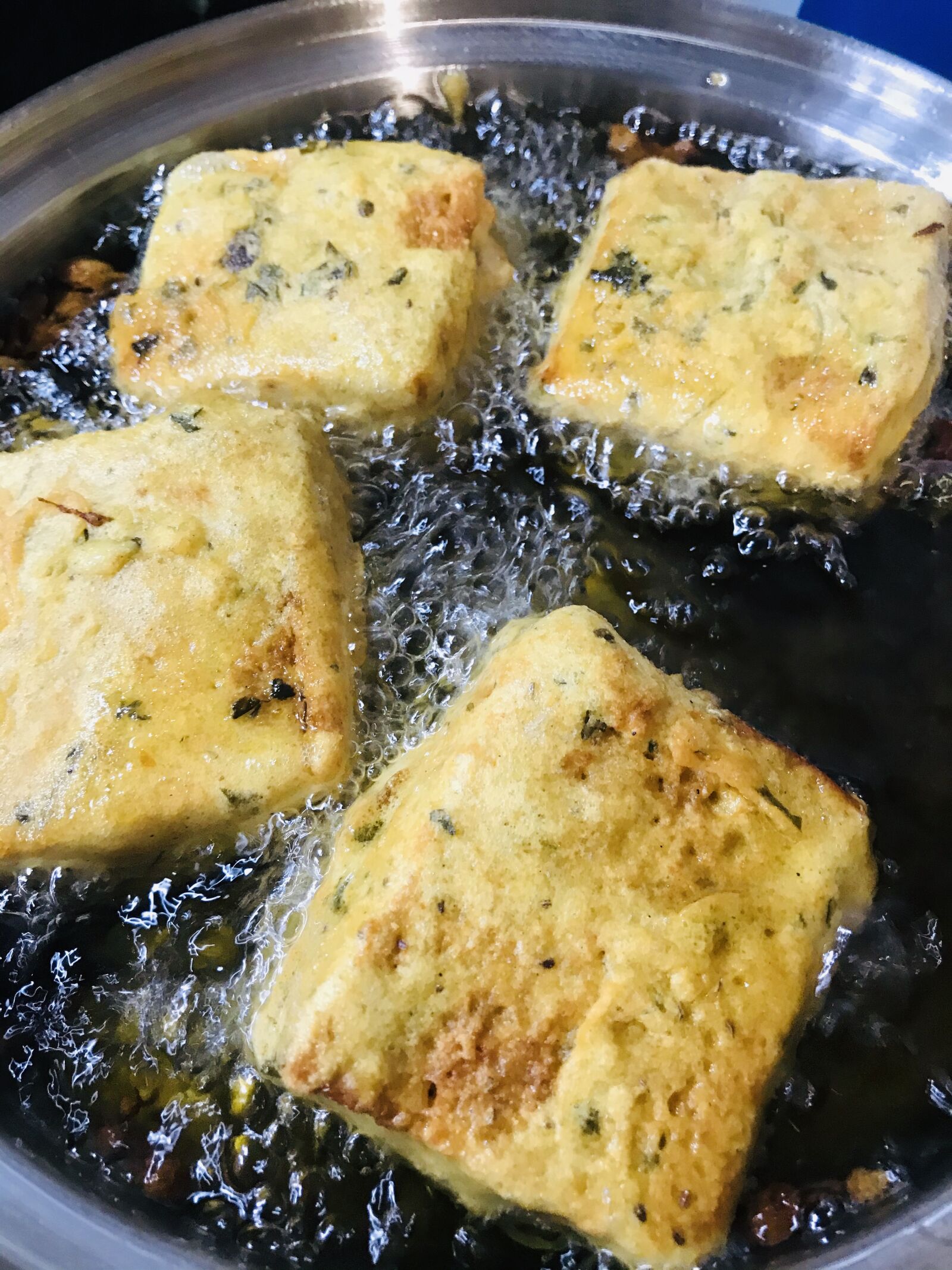 iPhone 7 Plus back dual camera 3.99mm f/1.8 sample photo. Pakodas, frying, snacks photography