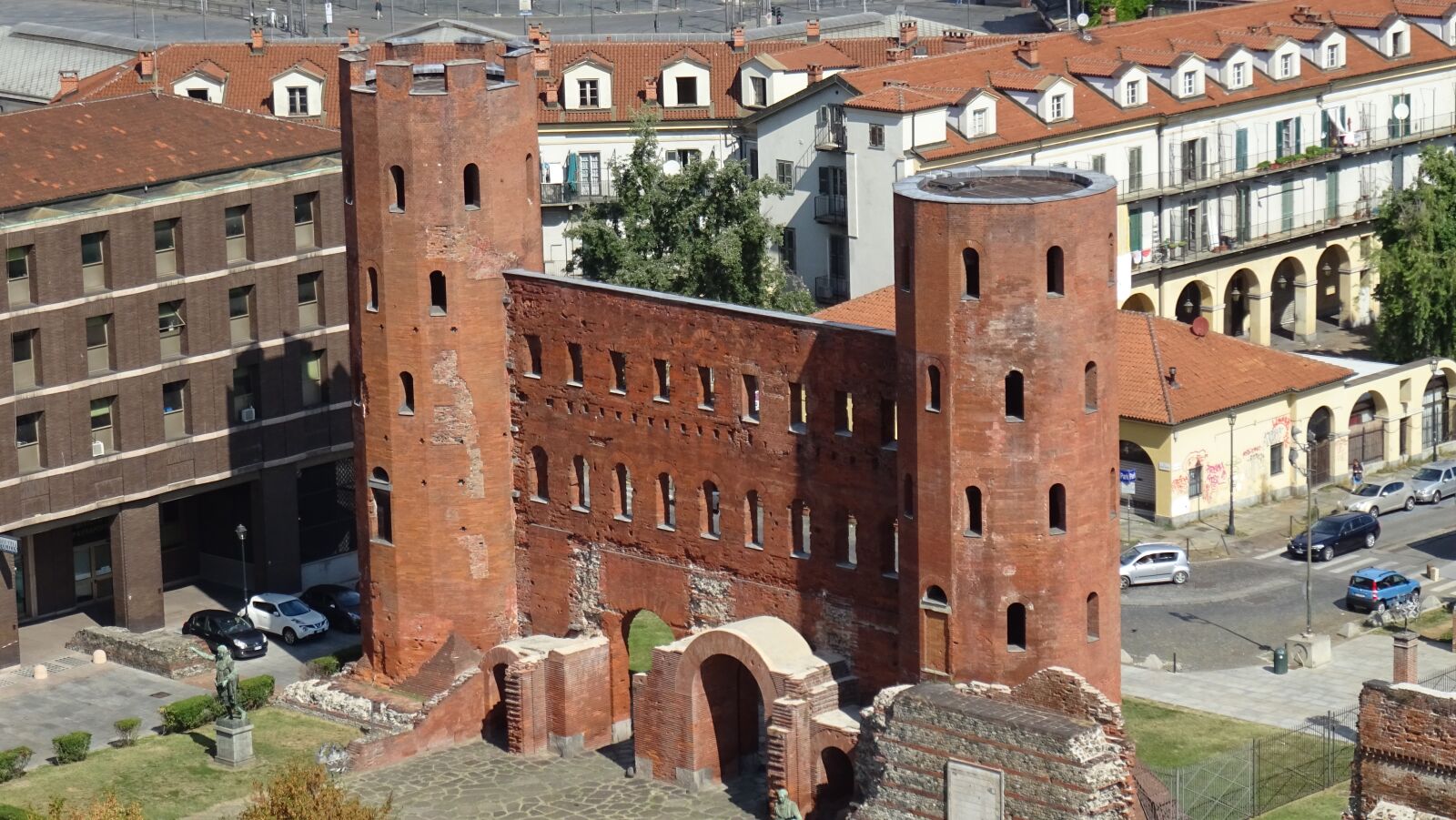 Sony DSC-HX60 sample photo. Italy, turin, holidays photography