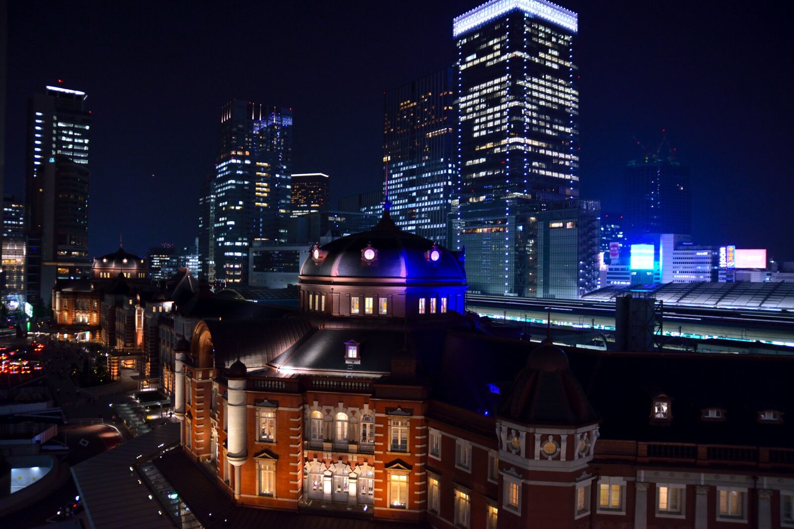 Nikon D7100 sample photo. Tokyo station, night view photography