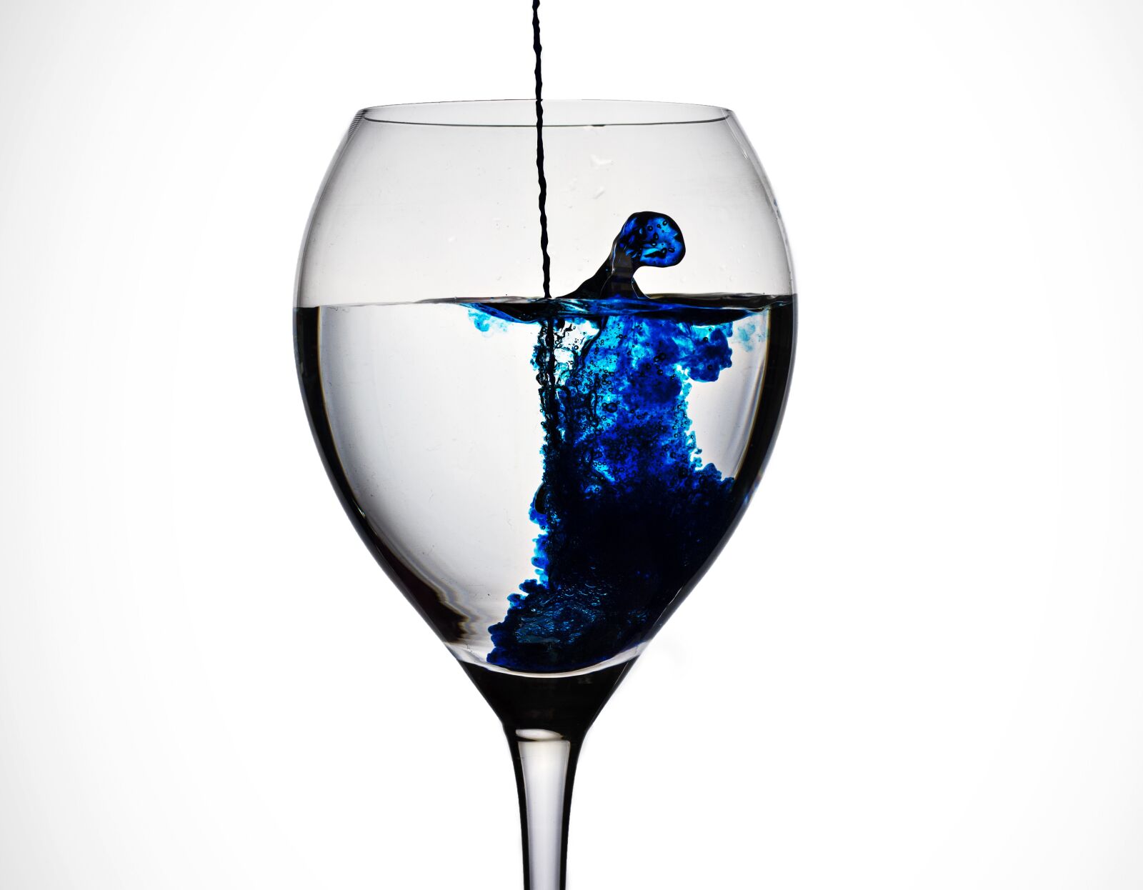 Canon EOS 80D + Canon EF 50mm F1.8 STM sample photo. Glass, ink, blue photography