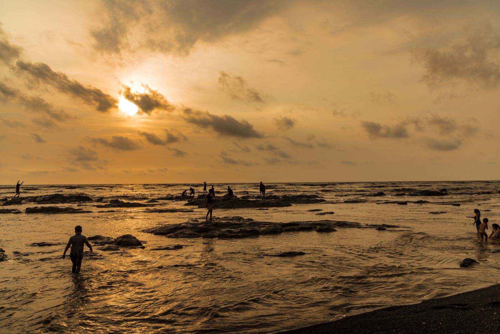 Nikon D750 sample photo. Beach, sunset, sunset beach photography