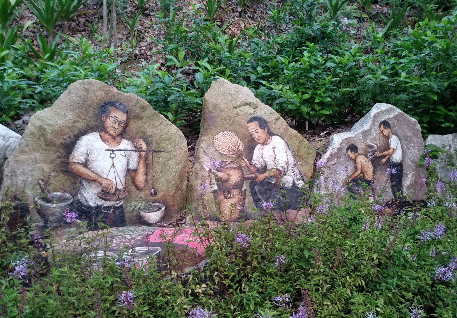 Xiaomi MI MAX 2 sample photo. Stone, painting, garden photography