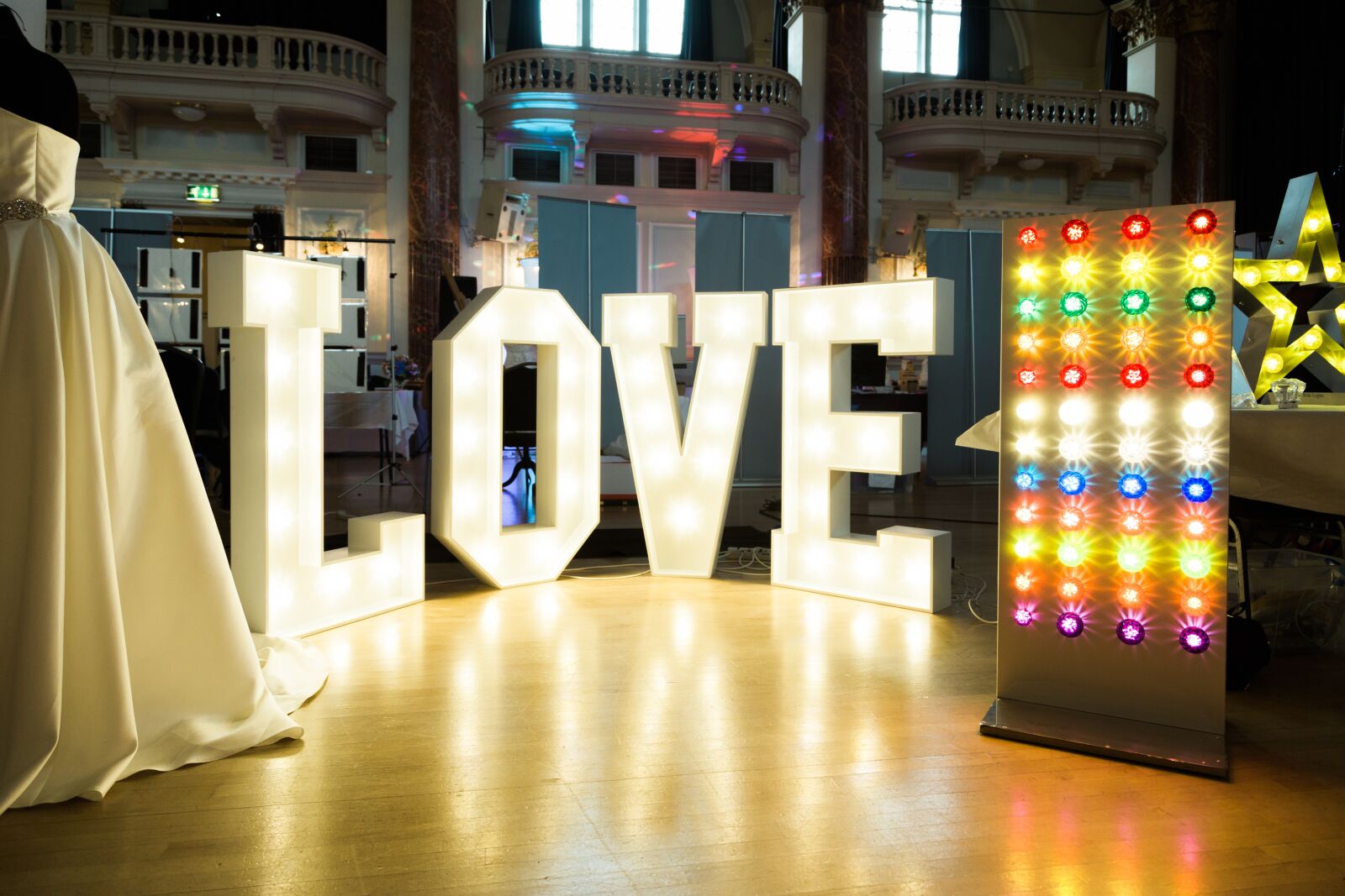 Canon EOS 6D + Canon EF 24-105mm F4L IS USM sample photo. Love, love letters, illuminated photography