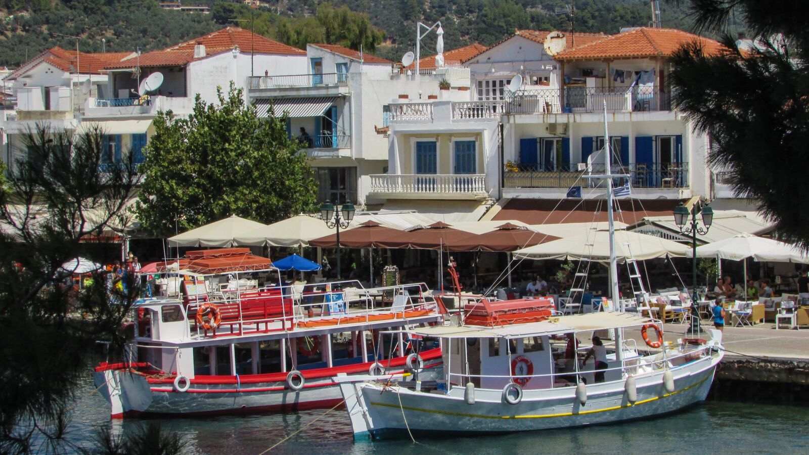 Canon PowerShot SX400 IS sample photo. Greece, skiathos, port photography