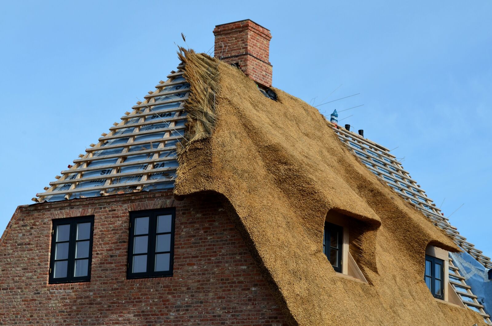 Nikon D5100 sample photo. Thatched roof, roofing, sylt photography
