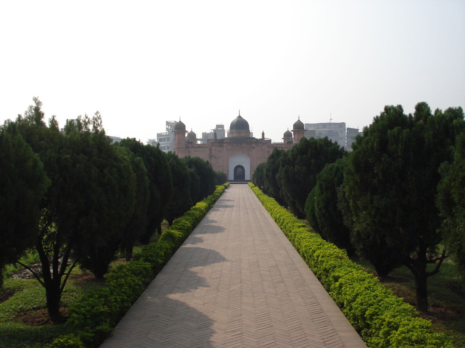 Sony DSC-W55 sample photo. Lalbagh fort, 17th century photography