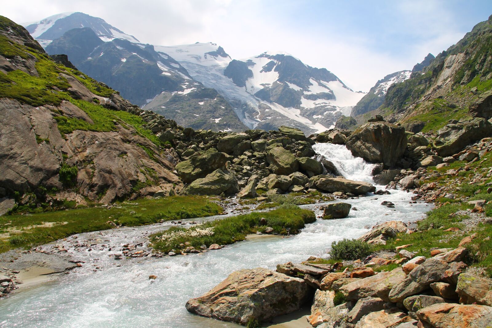 Canon EOS 1100D (EOS Rebel T3 / EOS Kiss X50) sample photo. Susten, switzerland, mountains photography