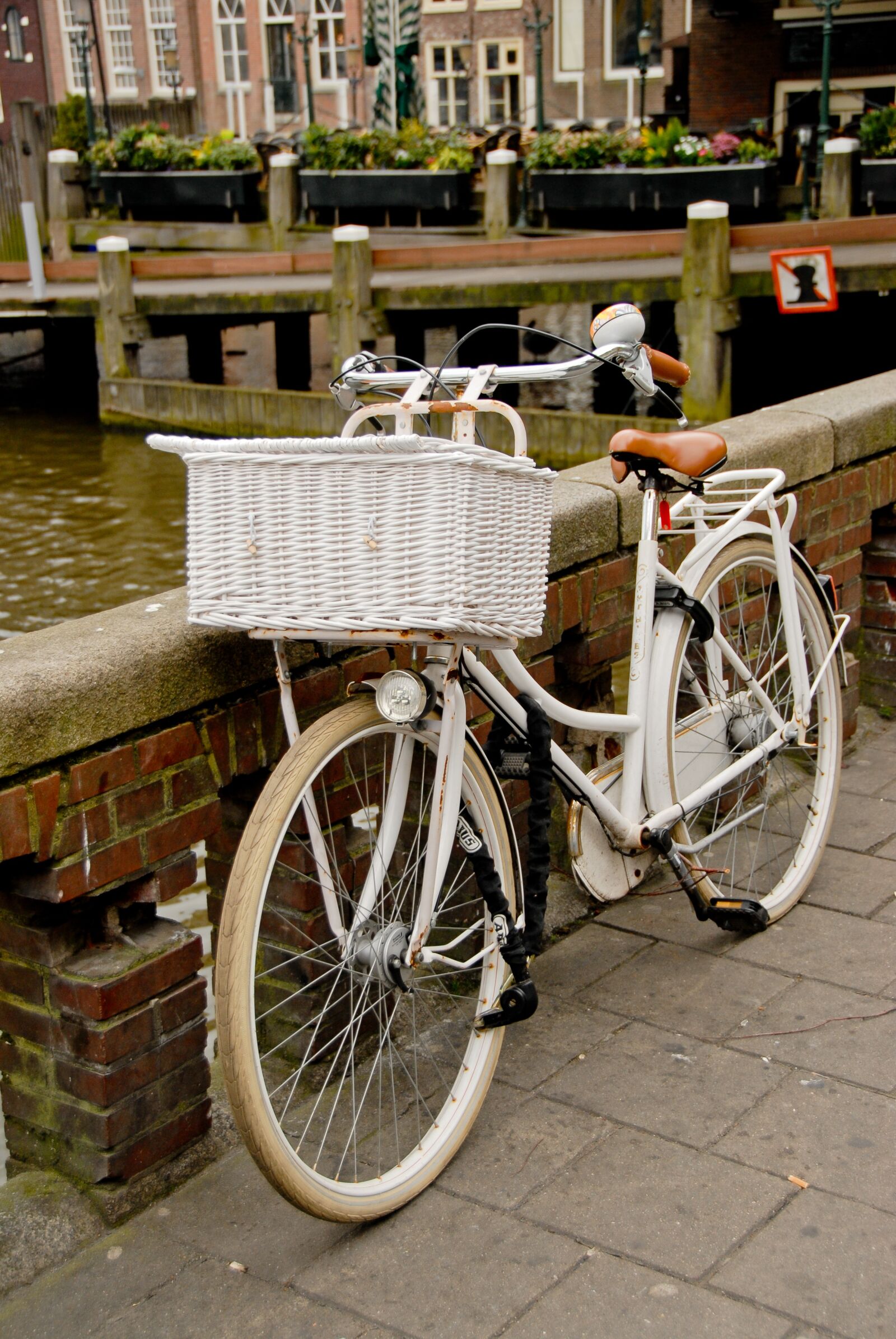 Nikon D200 sample photo. Amsterdam, bike, netherlands photography