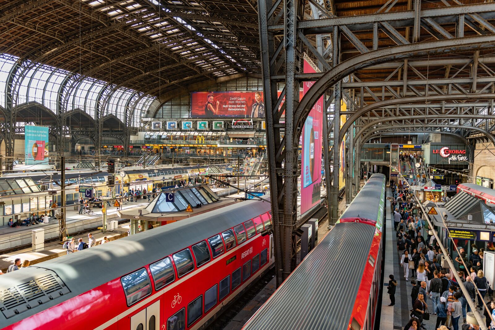 Nikon D7500 sample photo. Railway station, hamburg, trains photography