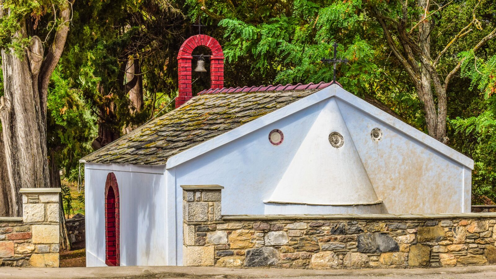 Nikon D3300 sample photo. Chapel, church, orthodox photography