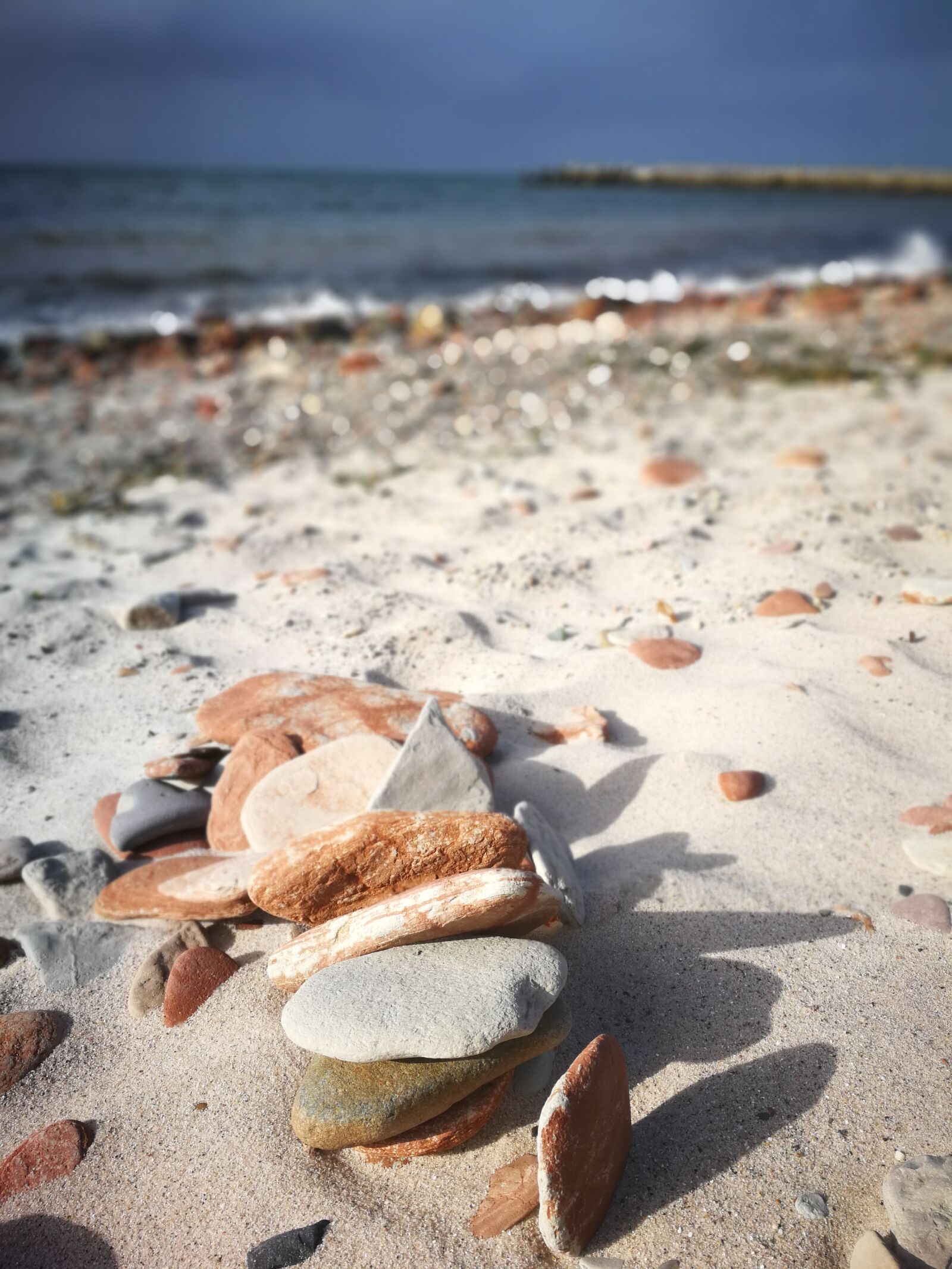 HUAWEI P10 sample photo. Helgoland, stones, sand photography