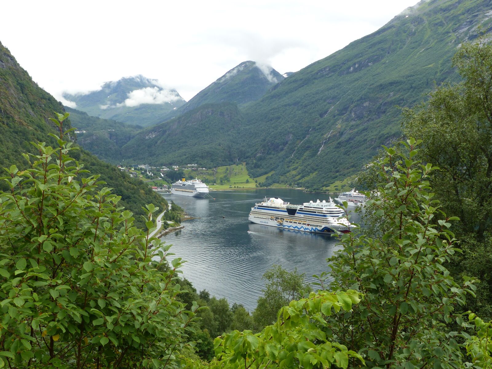Panasonic Lumix DMC-FZ200 sample photo. Geirangerfjord is, norway, fjords photography