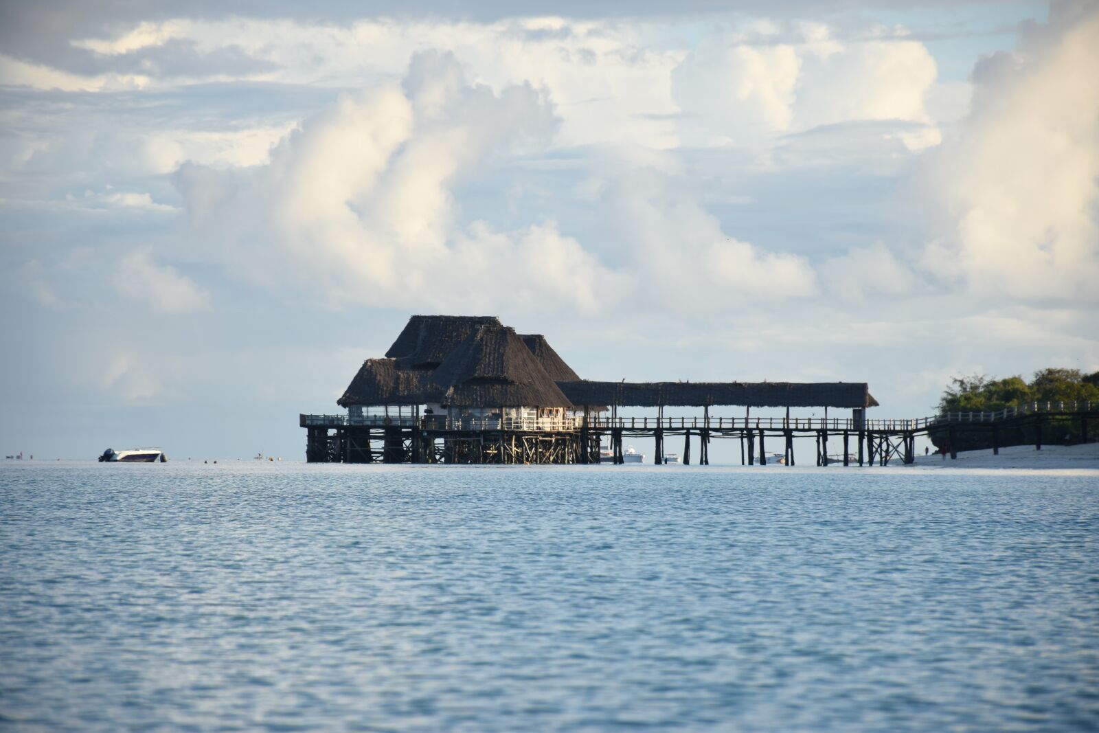 Nikon D5600 sample photo. Zanzibar, ocean, tropical photography