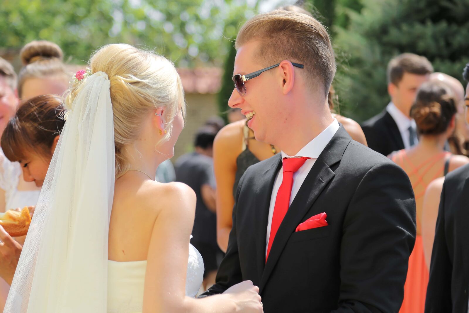 Canon EF 24-105mm F4L IS USM sample photo. Bride, businessman, fashion, blonde photography
