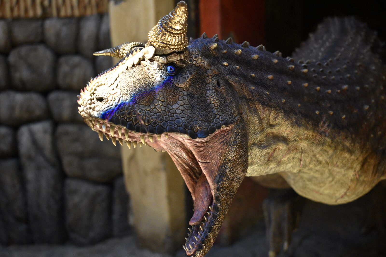 Nikon D3400 sample photo. Dinosaur, scales, teeth photography