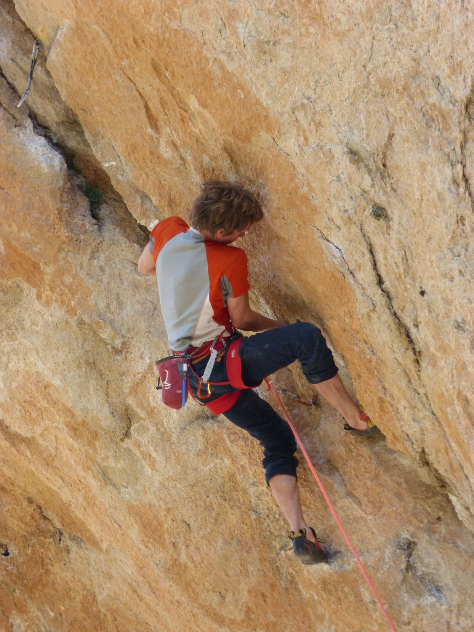 Panasonic DMC-FZ62 sample photo. Rock wall, escalation, climber photography