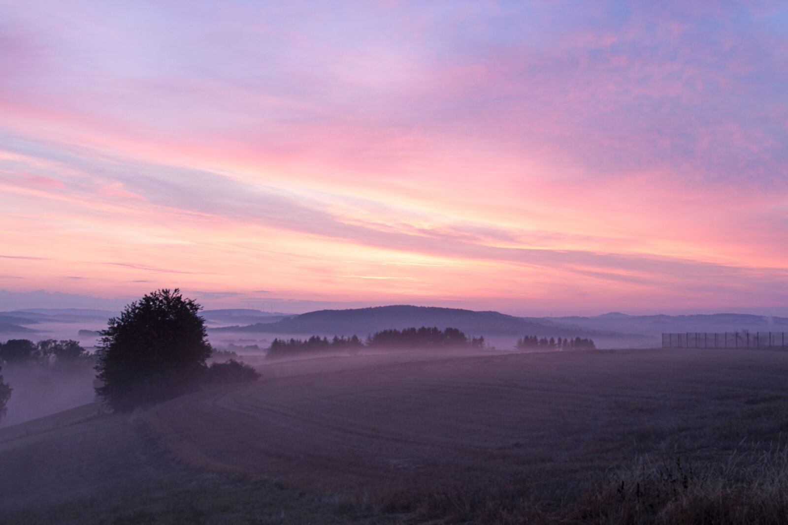 Canon EOS 700D (EOS Rebel T5i / EOS Kiss X7i) sample photo. Dawn, morning calm, nature photography