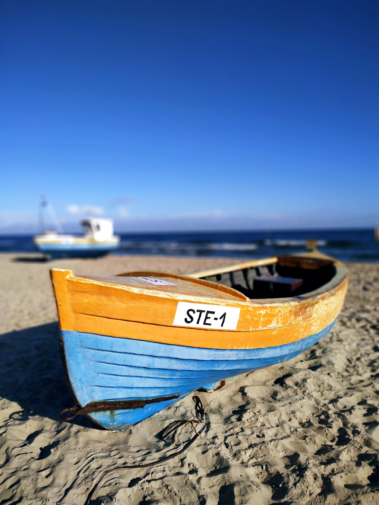 Xiaomi Redmi Note 6 Pro sample photo. Boat, sea, beach photography