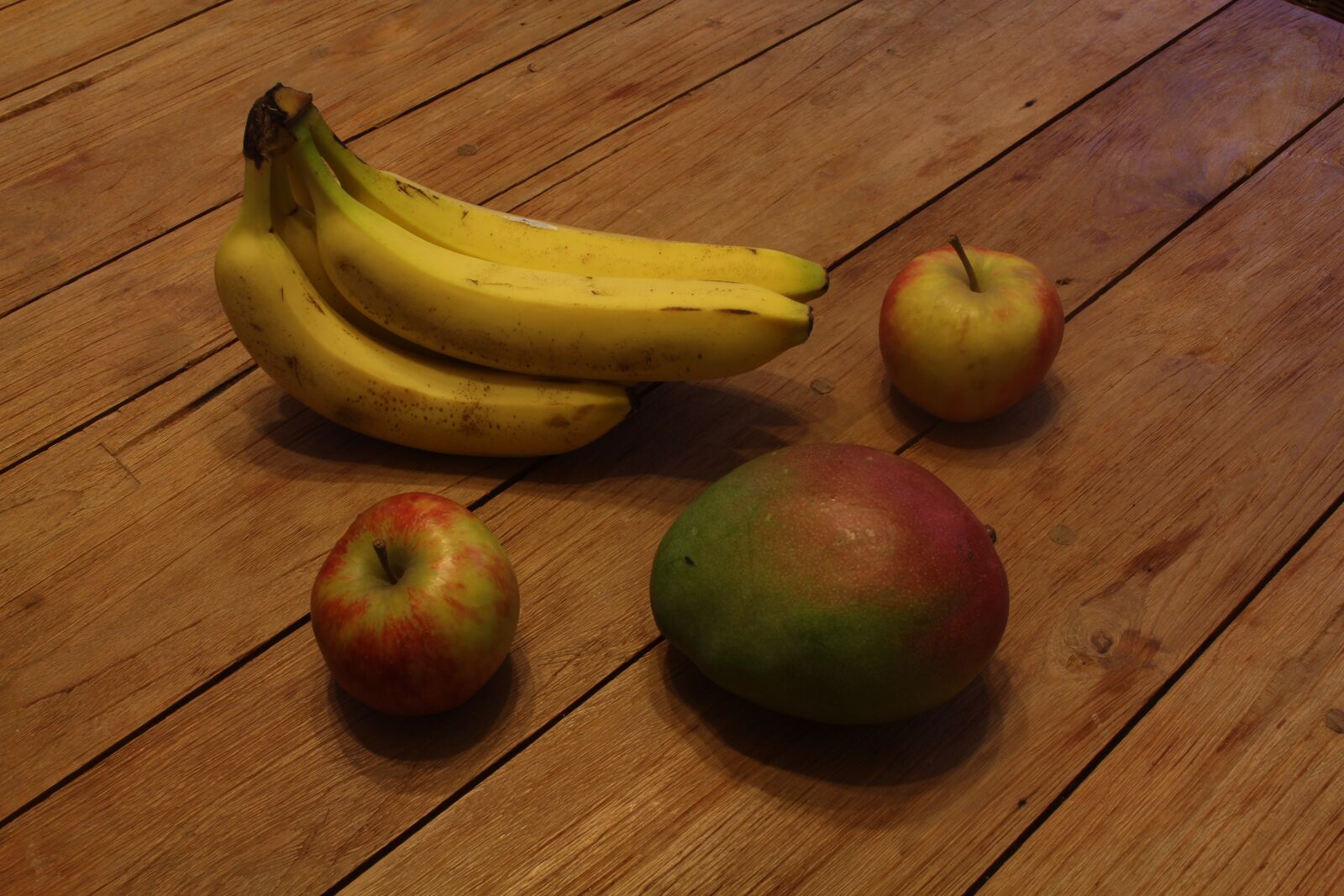 Canon EOS 700D (EOS Rebel T5i / EOS Kiss X7i) sample photo. Fruit, healthy, table photography