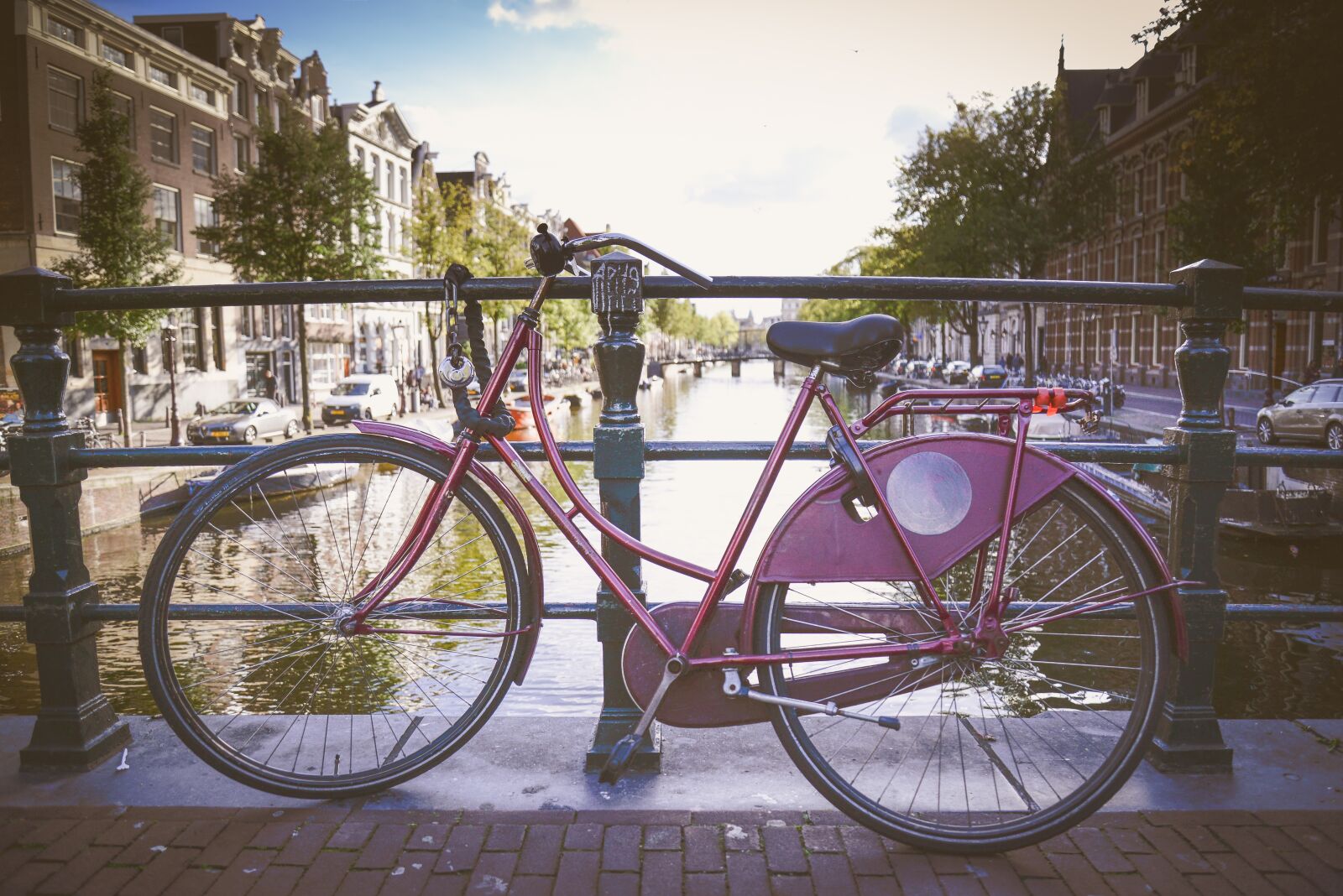 Nikon D610 sample photo. Bicycle, parked, bridge photography