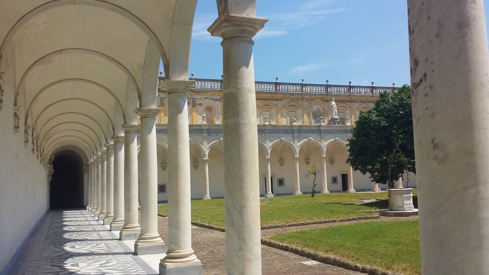 Samsung Galaxy S4 sample photo. San martino, chartreuse, church photography
