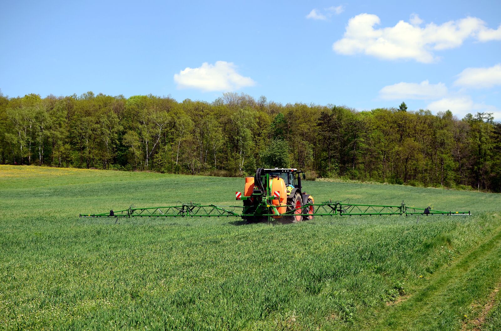 Nikon D7000 sample photo. Agriculture, spraying, fields photography