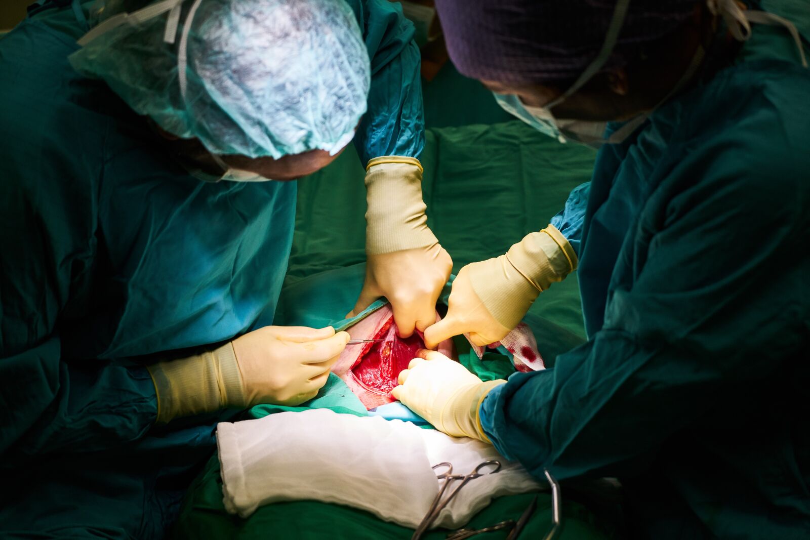 Sony a7R II sample photo. Surgery, hospital, doctor photography