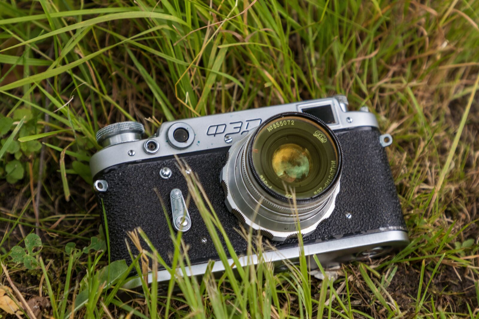Canon EOS 80D + Canon EF 24-105mm F4L IS II USM sample photo. Camera, lens, retro photography