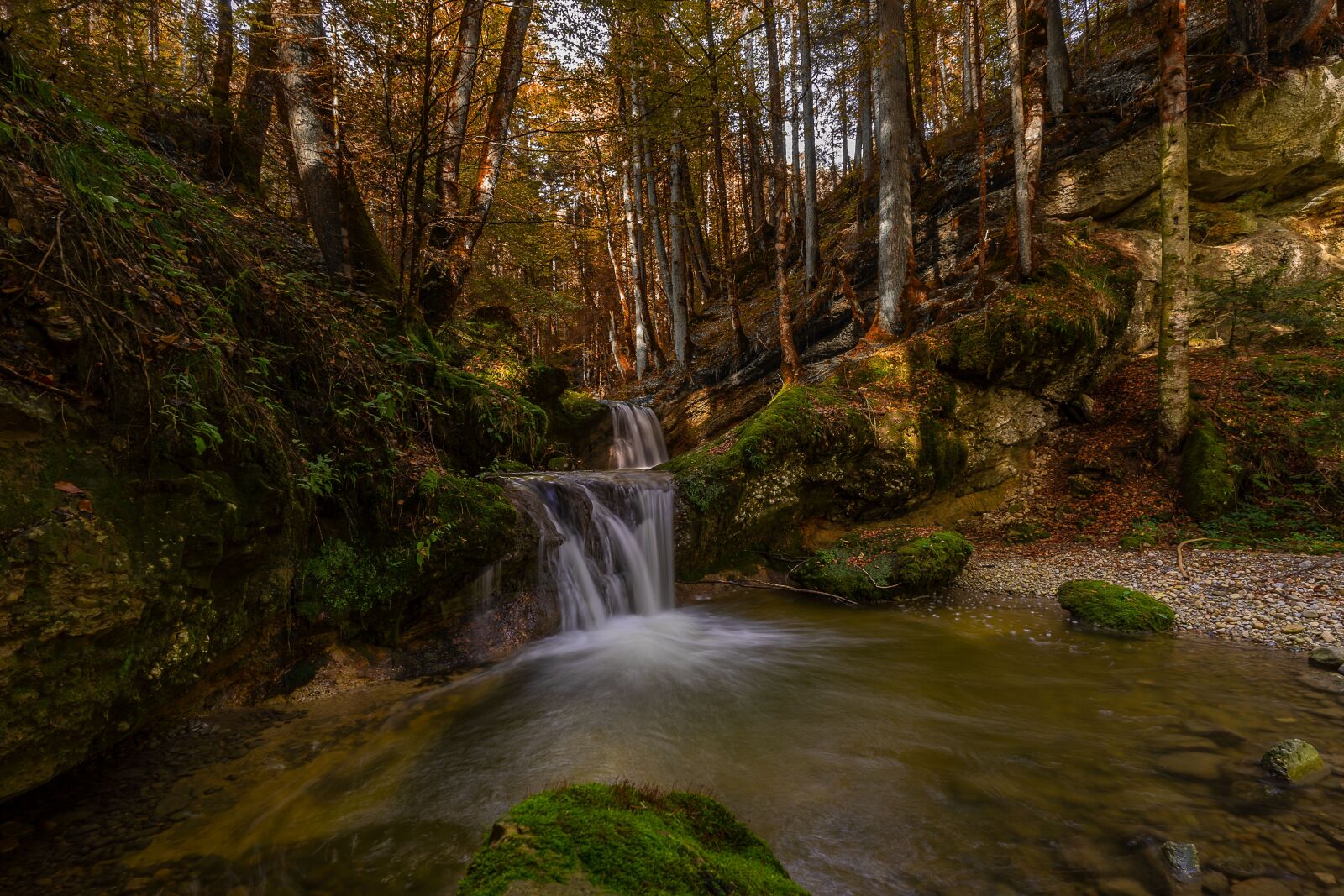 Sony a7 II + ZEISS Batis 18mm F2.8 sample photo. Nature, waterfall, landscape photography