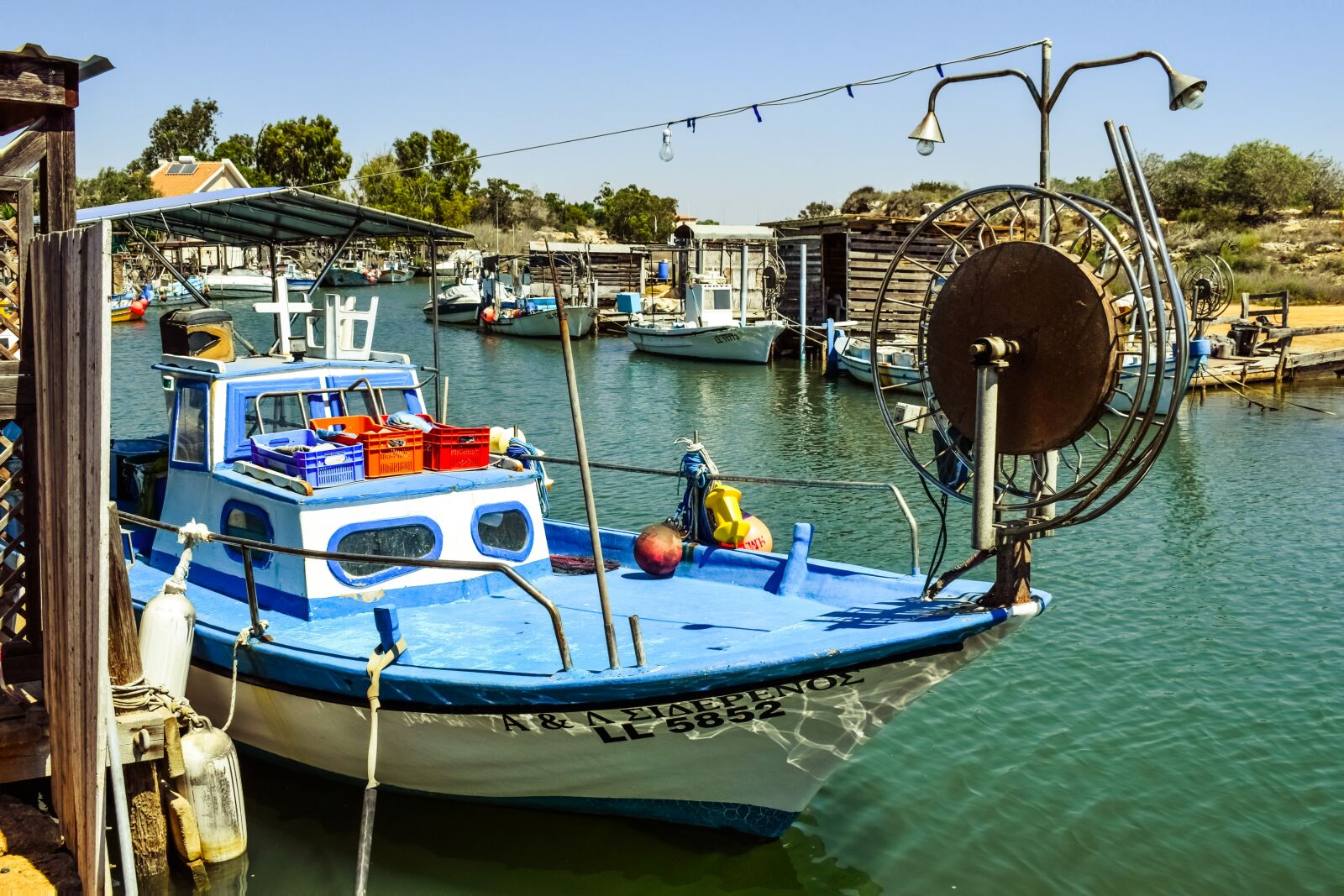Nikon D3300 sample photo. Fishing boats, fishing shelter photography