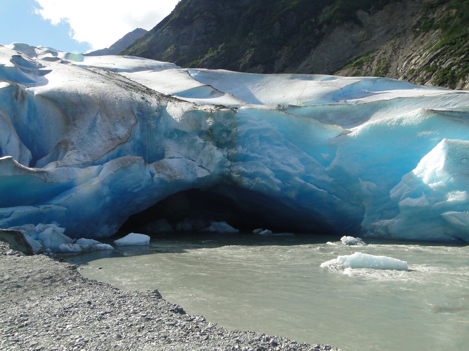 Sony Cyber-shot DSC-HX1 sample photo. Alaska, glacier, cave photography