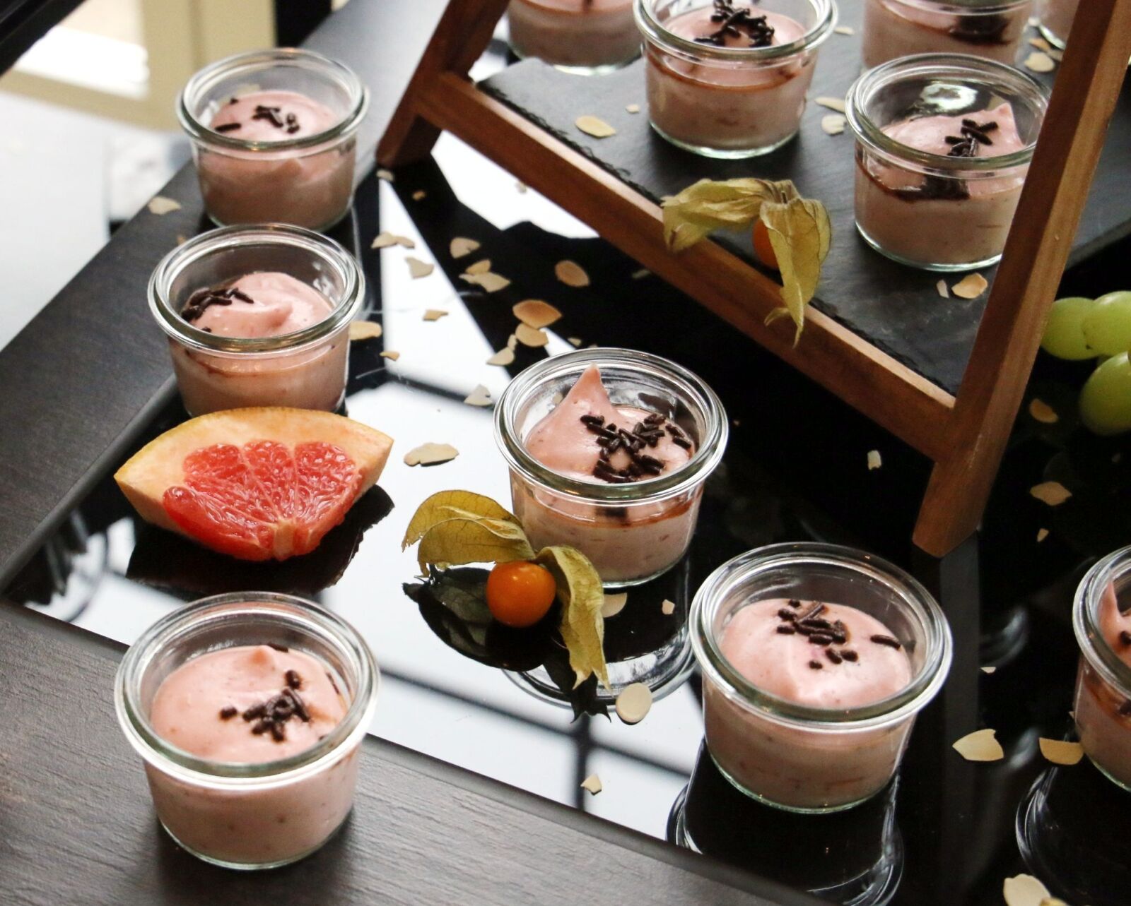 Canon EOS 70D sample photo. Food, table, set photography