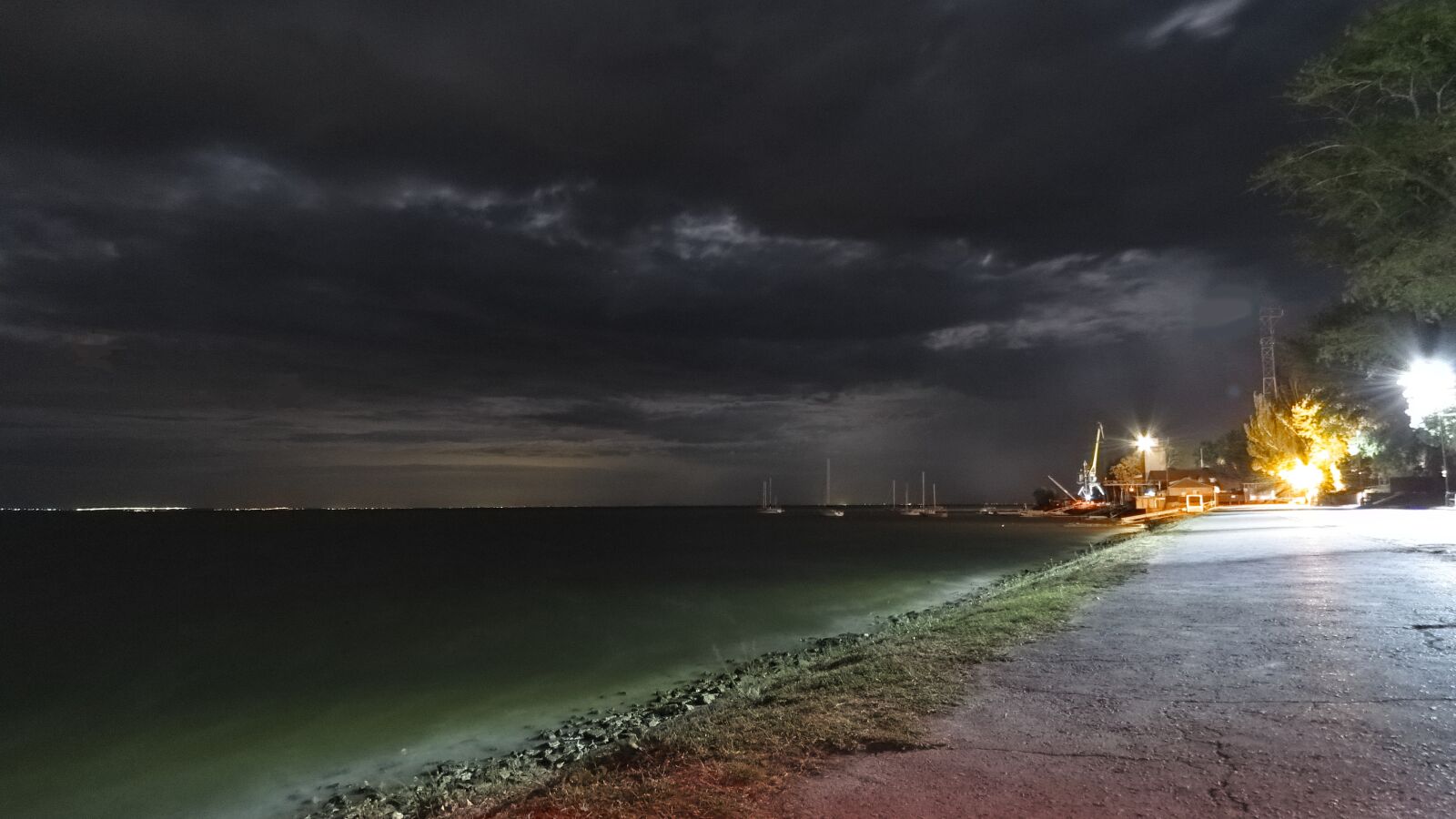 Canon PowerShot SX60 HS sample photo. Quay, night, sky photography