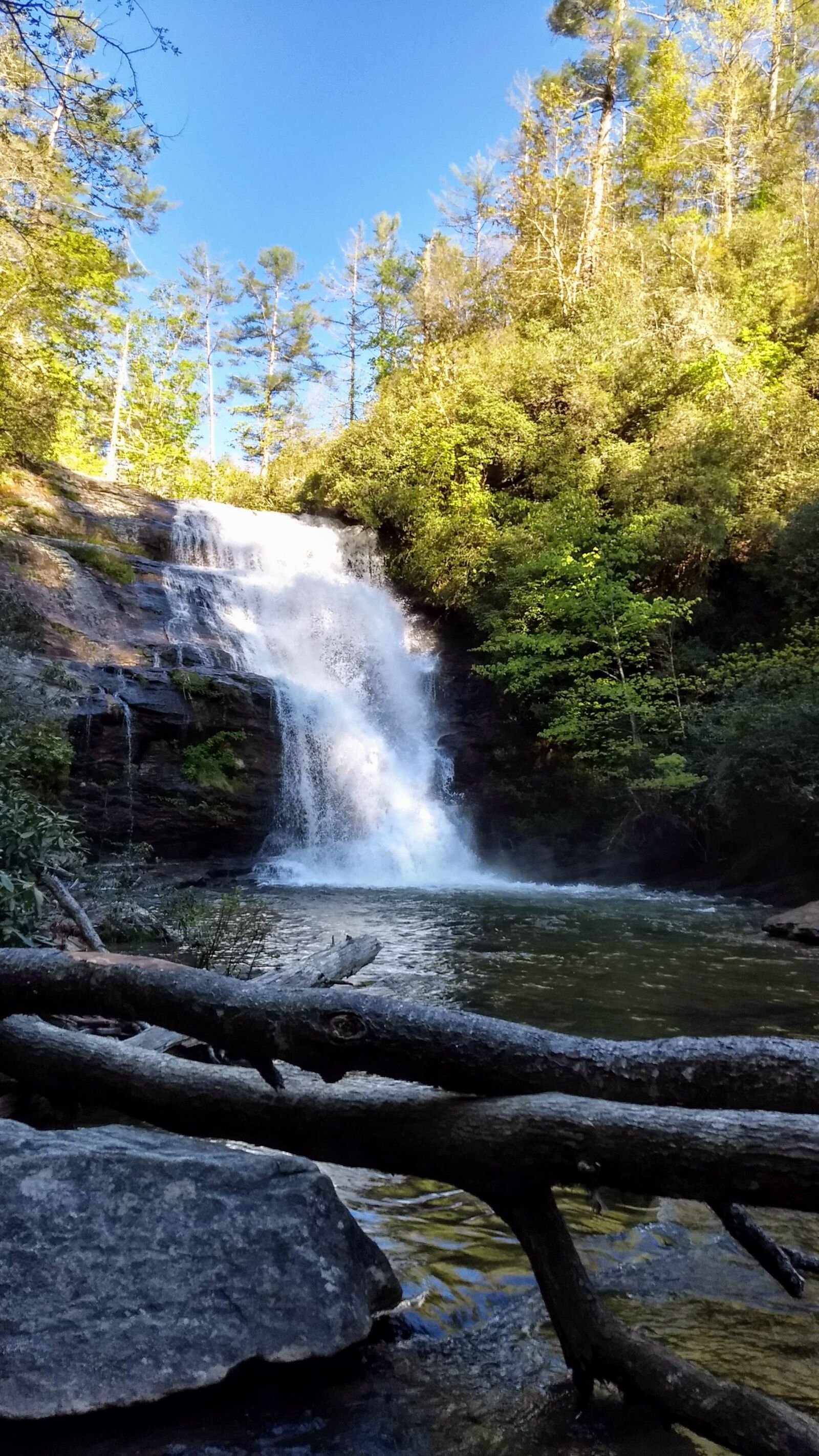 Motorola Moto G (5) Plus sample photo. Waterfall, mountains, outdoor photography