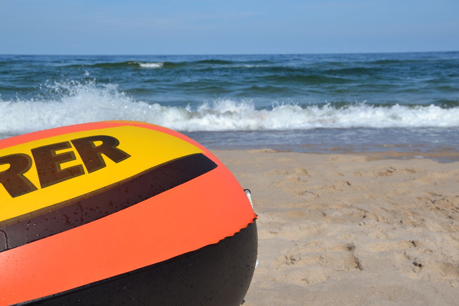 Nikon D3100 sample photo. Pontoon, beach, sea photography