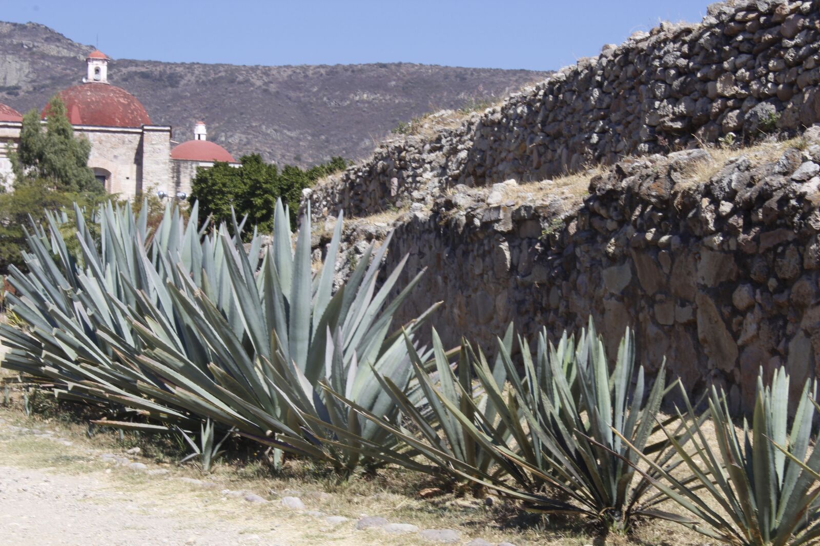 Canon EOS 1300D (EOS Rebel T6 / EOS Kiss X80) sample photo. Grecas, mitla, oaxaca photography