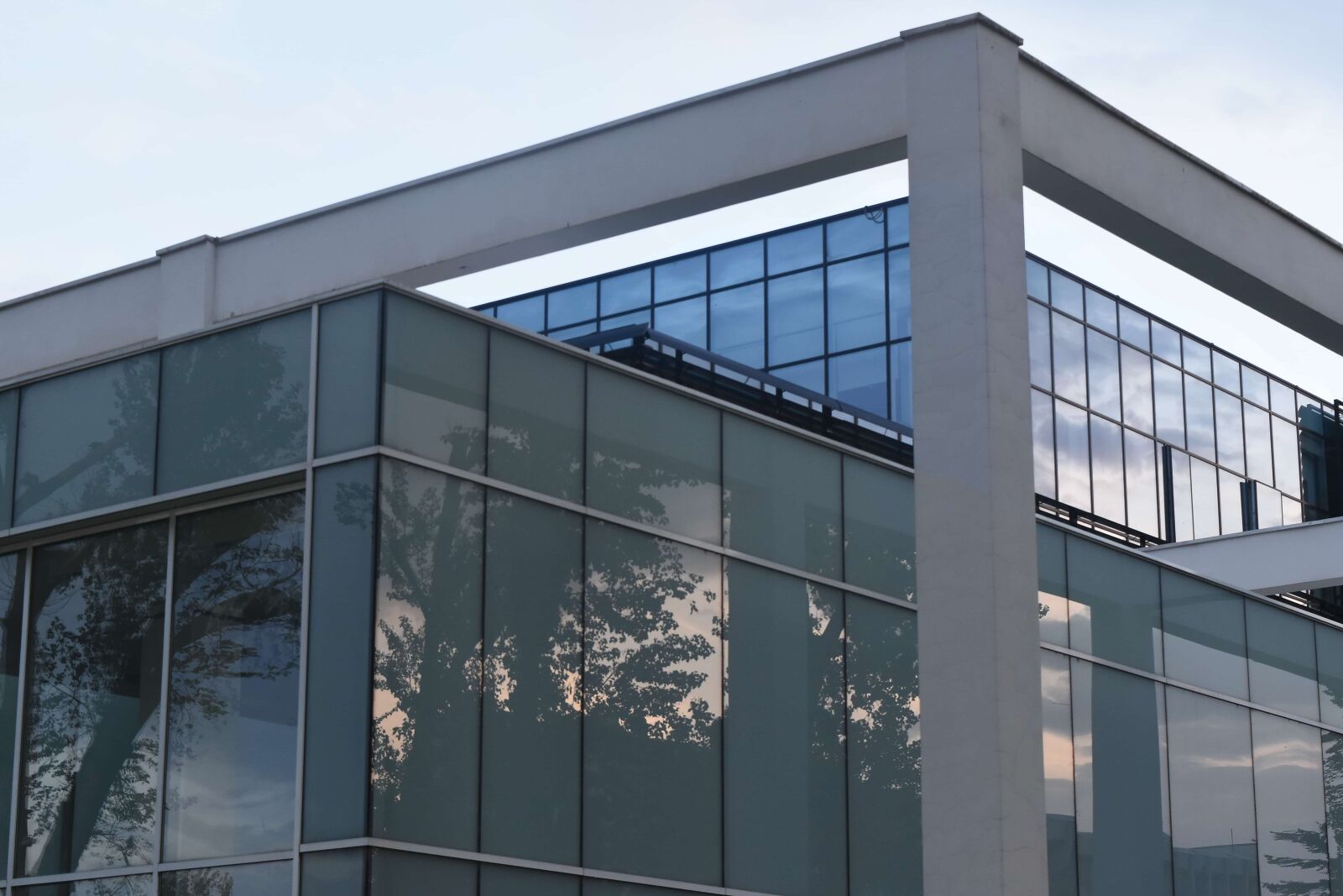 Nikon D5500 sample photo. Office, building, window, architecture photography