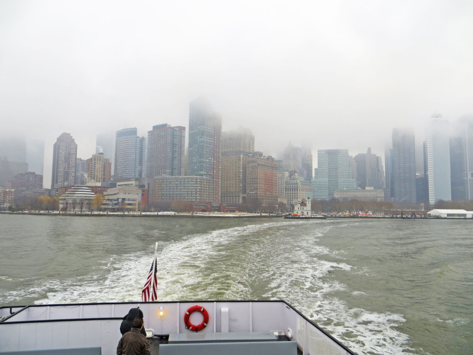 Canon PowerShot SX240 HS sample photo. Boat, city, clouds, cloudy photography