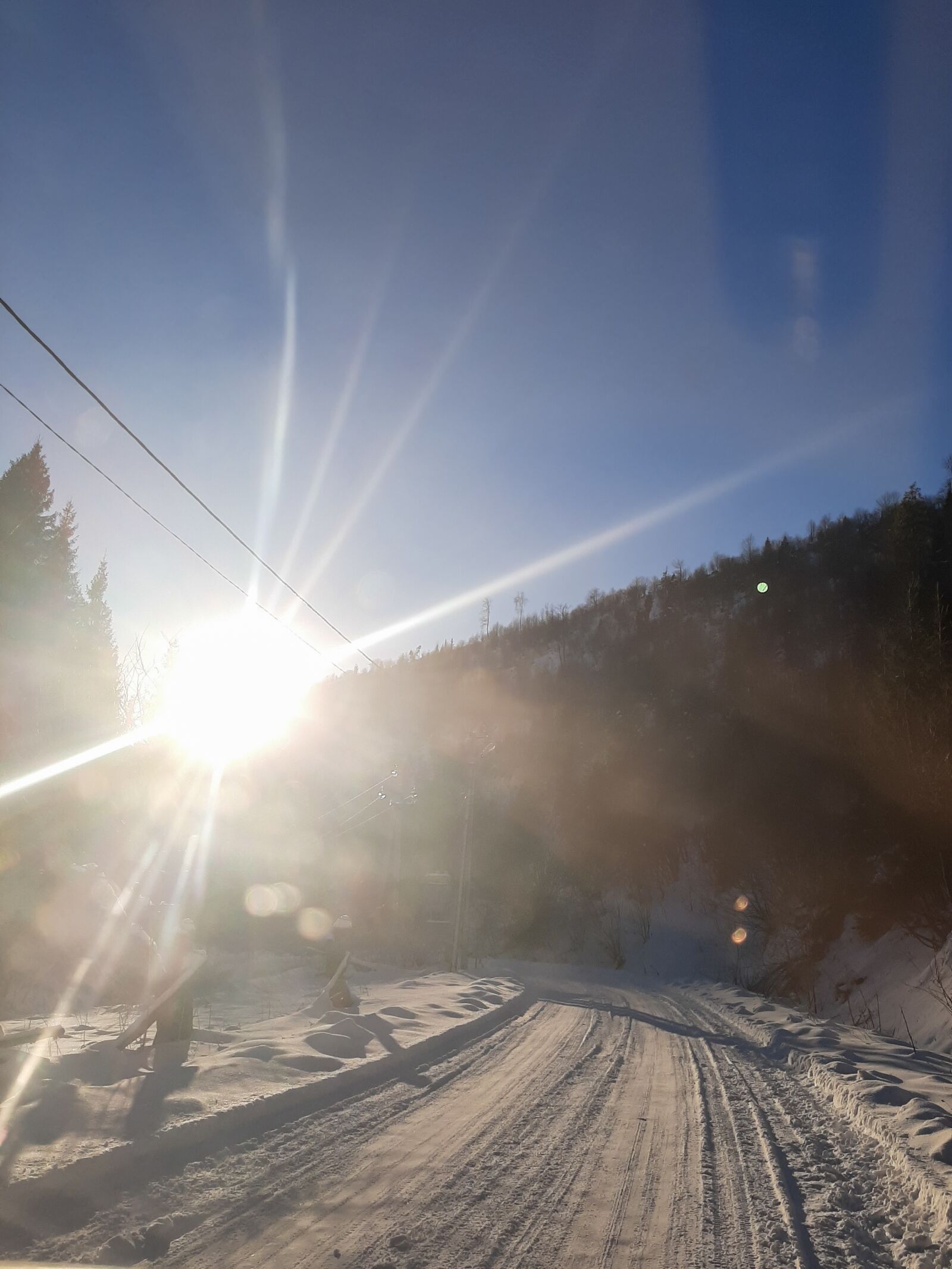 Samsung Galaxy A50 sample photo. Winter, sun, mountains photography