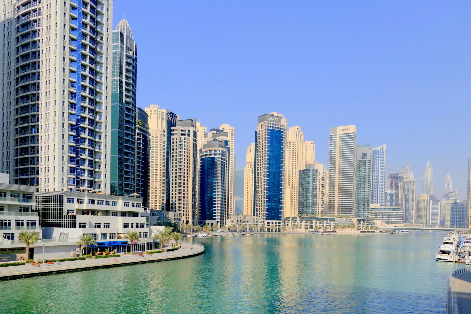 Panasonic Lumix DMC-FZ1000 sample photo. Dubai, port, water photography