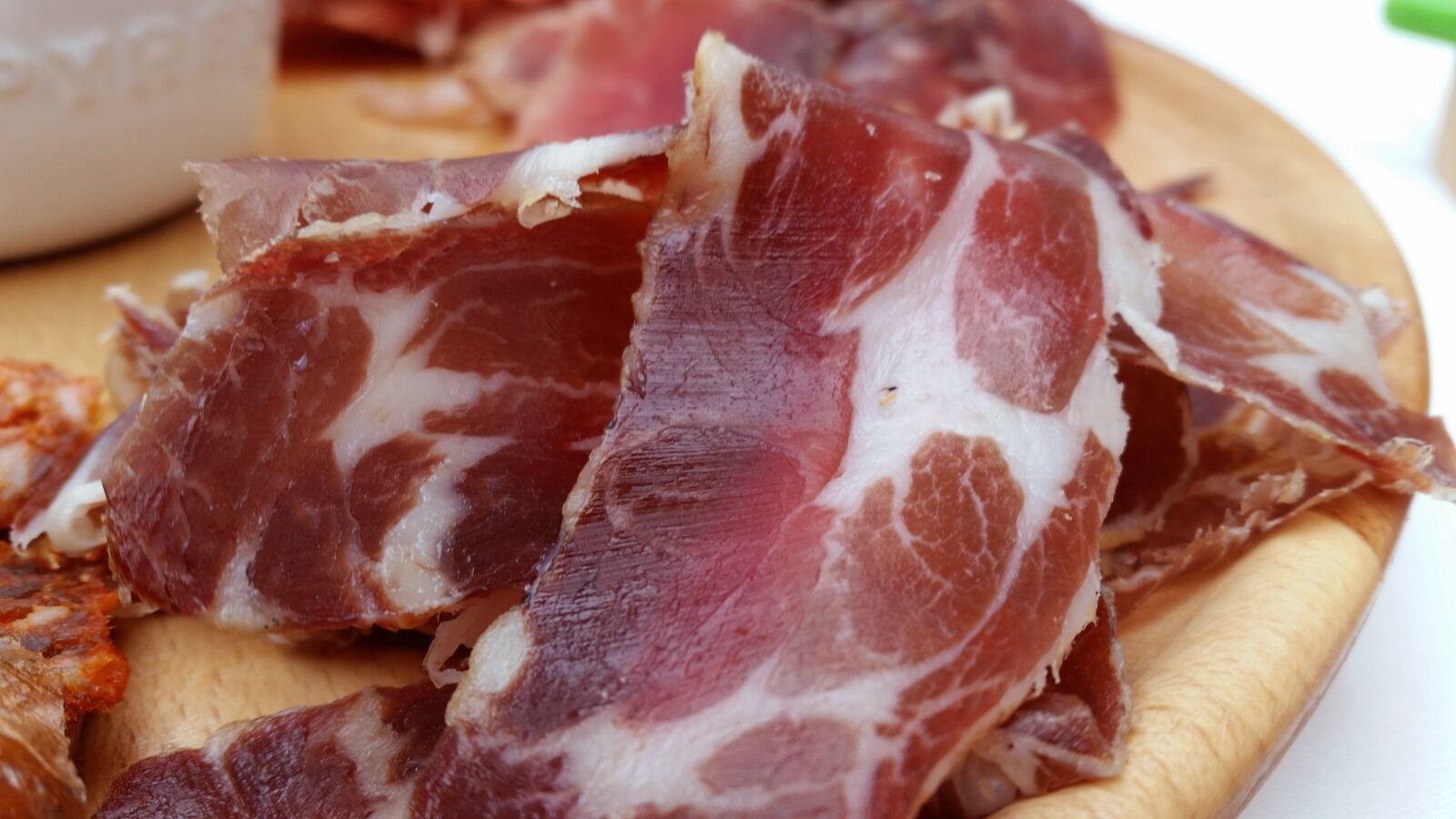 Samsung Galaxy S5 sample photo. Meat, food, ham photography