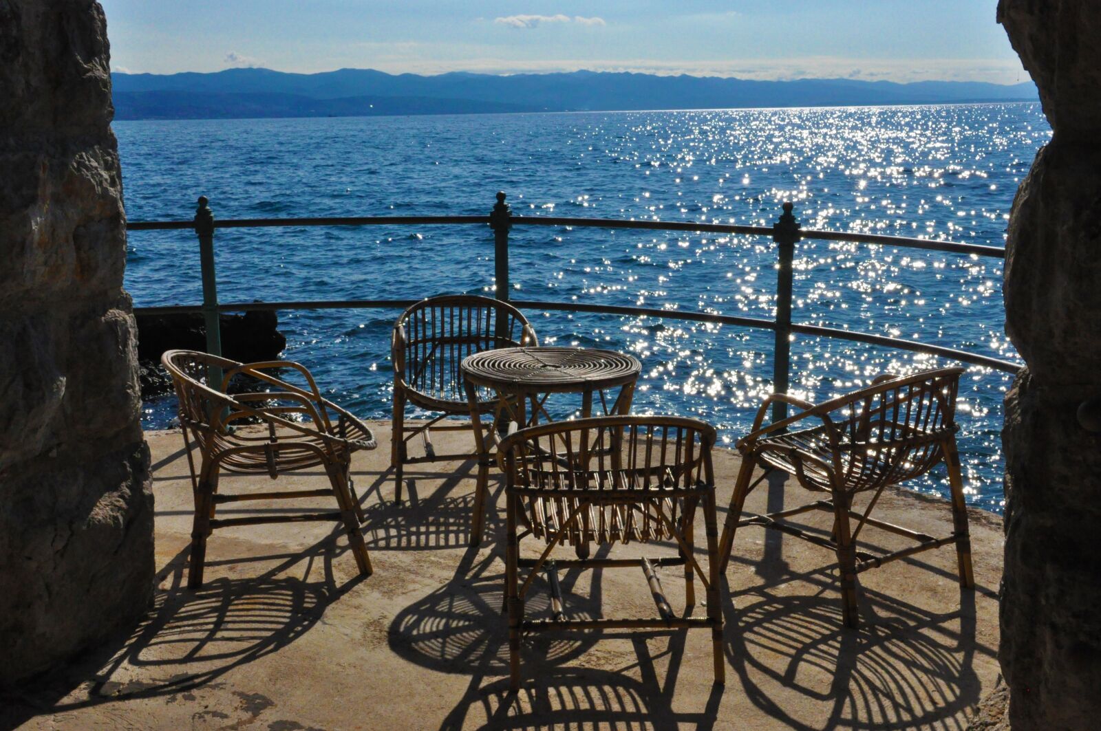 Nikon D90 sample photo. Chairs, sea, relax photography