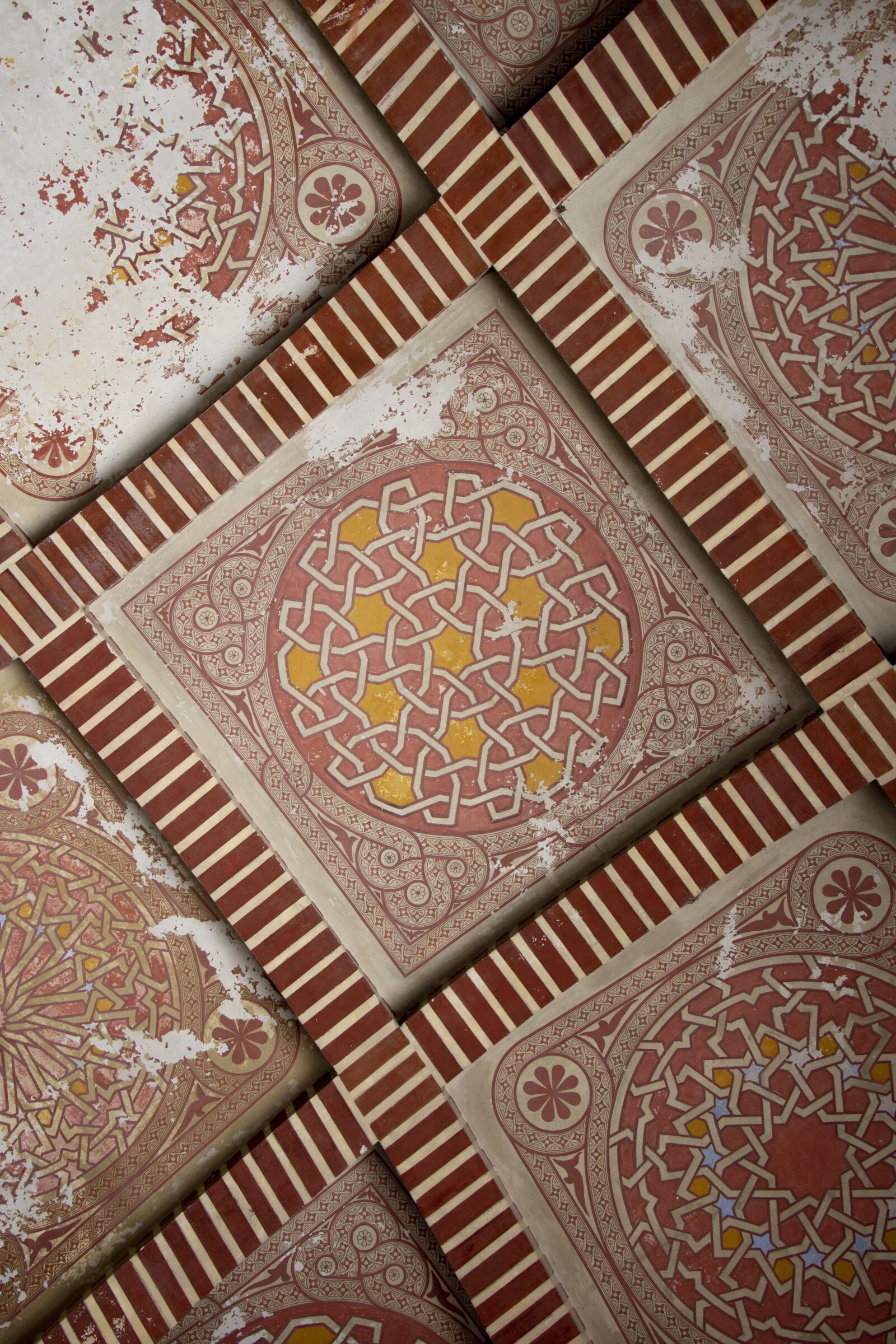 Nikon D7100 sample photo. Arabic detail, wall, red photography