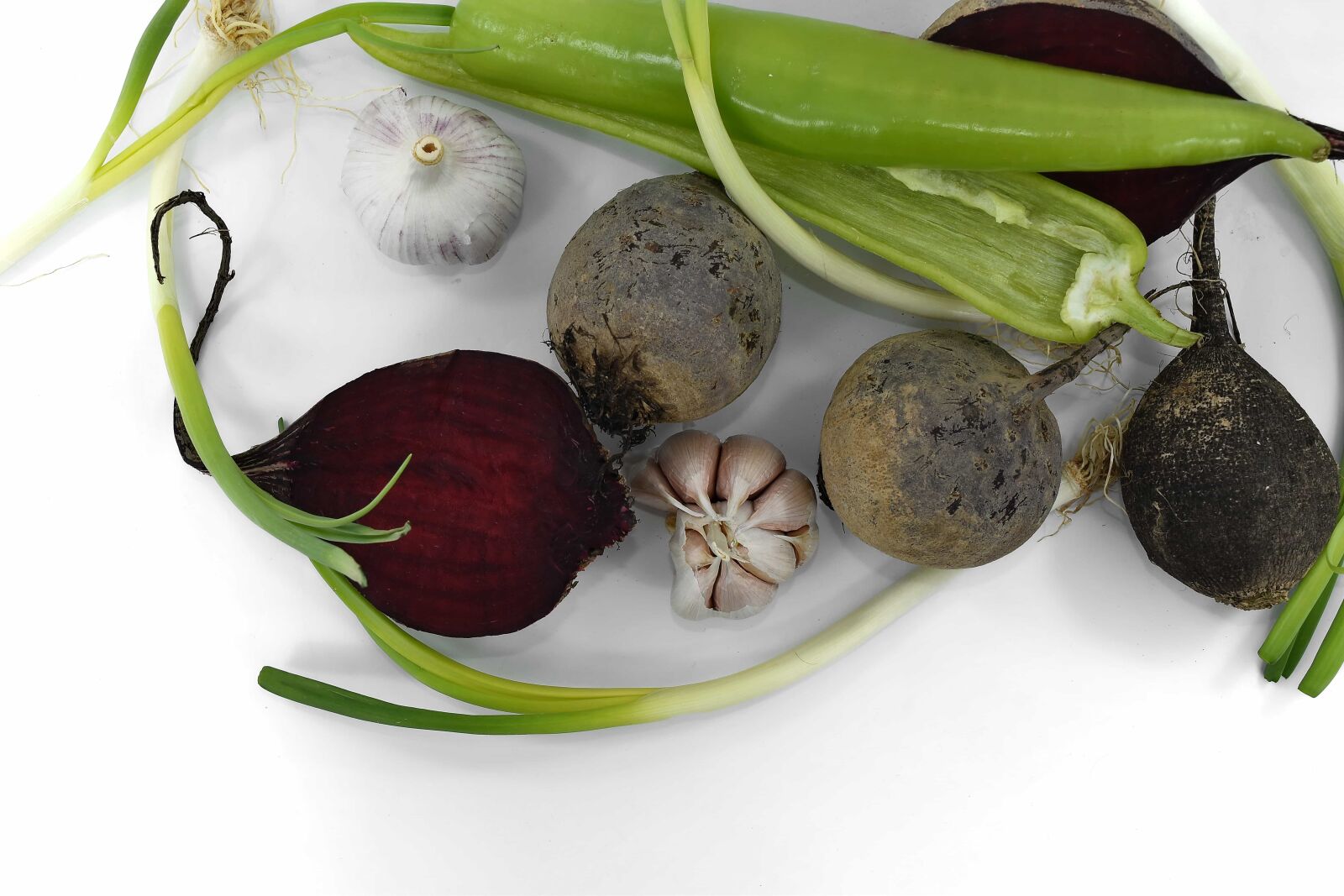 Nikon D5500 sample photo. Beetroot, garlic, leek, onion photography