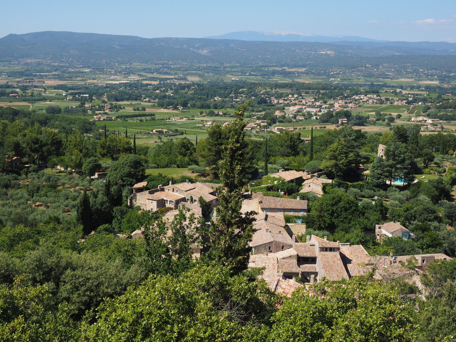 Olympus OM-D E-M1 + Olympus M.Zuiko Digital ED 12-40mm F2.8 Pro sample photo. Village, france, provence photography