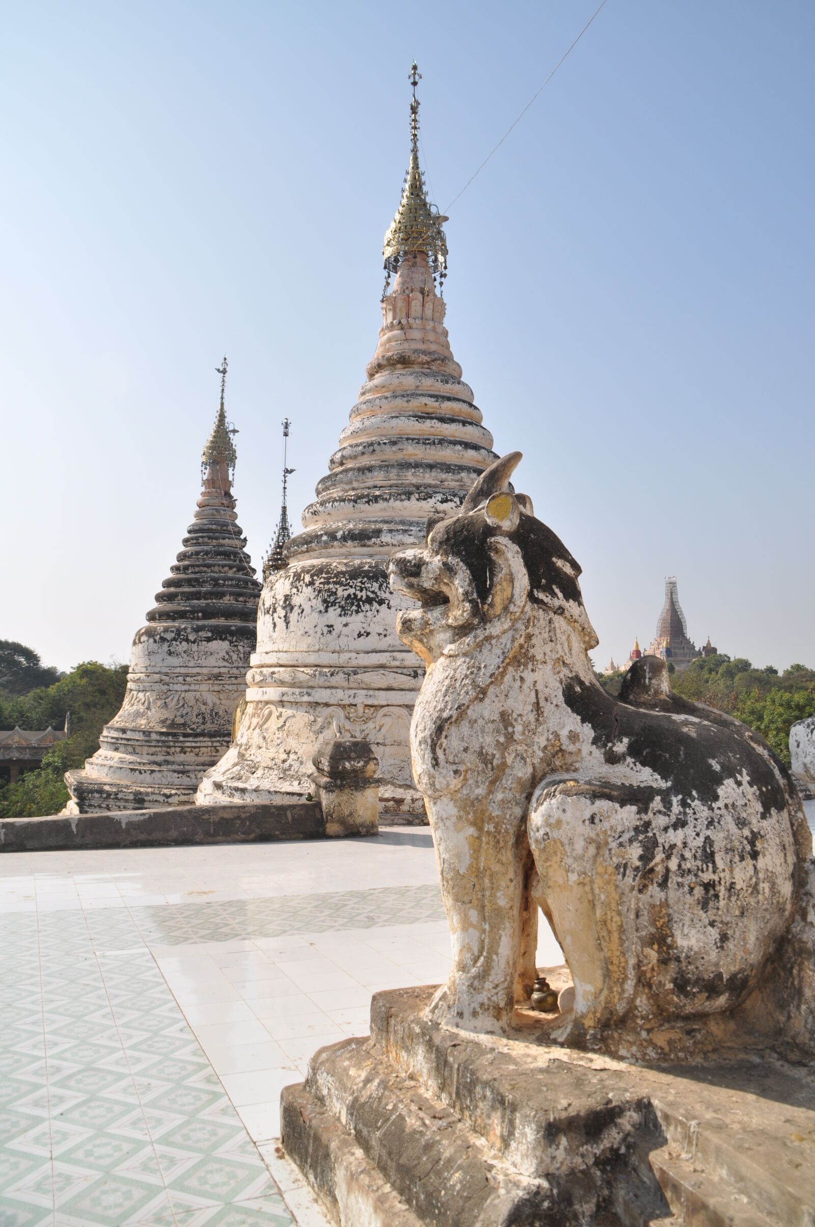 Nikon D5000 sample photo. Stupa, pagoda, burma photography