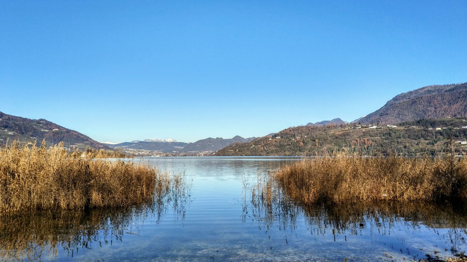 Xiaomi Mi MIX 2 sample photo. The lake of caldonazzo photography